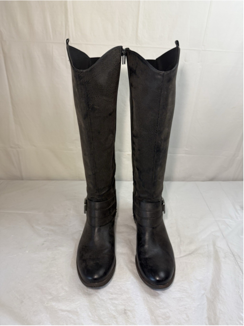 Crown Vintage knee high Bonnie boots size 9.5 M black